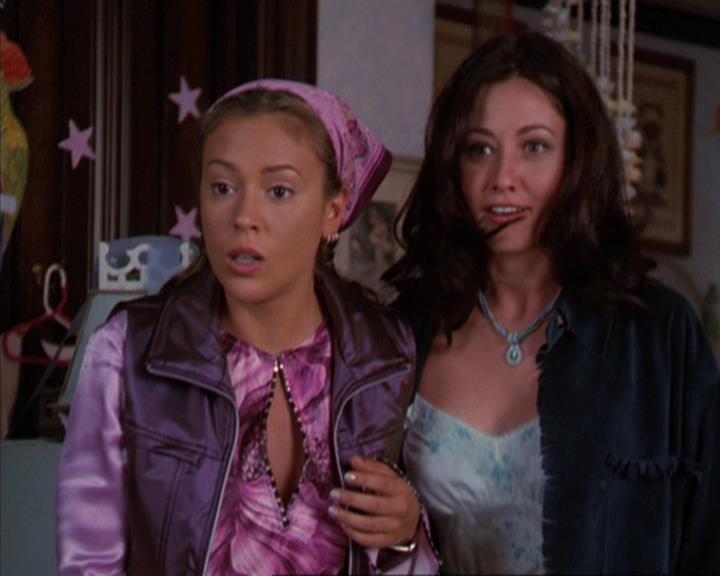 Charmed-Online_dot_net-3x03OnceUponATime0887.jpg