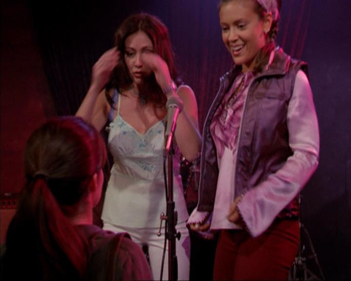 Charmed-Online_dot_net-3x03OnceUponATime0951.jpg