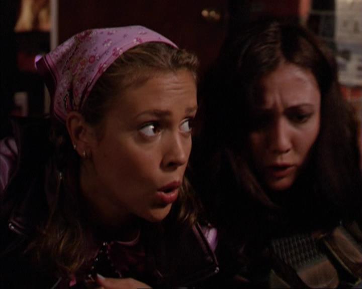 Charmed-Online_dot_net-3x03OnceUponATime1048.jpg Charmed-Online_dot_net-3x03OnceUponATime1048.jpg