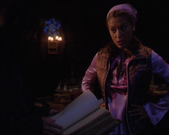 Charmed-Online_dot_net-3x03OnceUponATime1366.jpg Charmed-Online_dot_net-3x03OnceUponATime1366.jpg