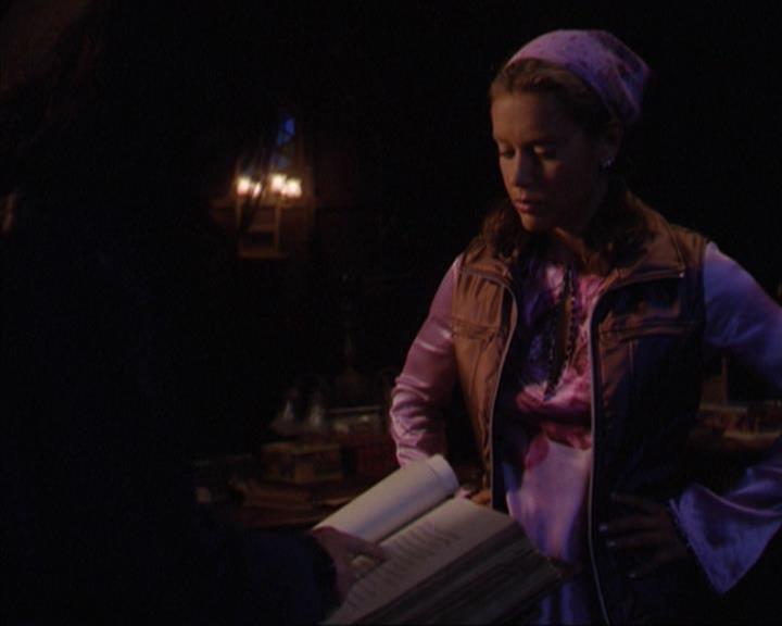 Charmed-Online_dot_net-3x03OnceUponATime1371.jpg Charmed-Online_dot_net-3x03OnceUponATime1371.jpg