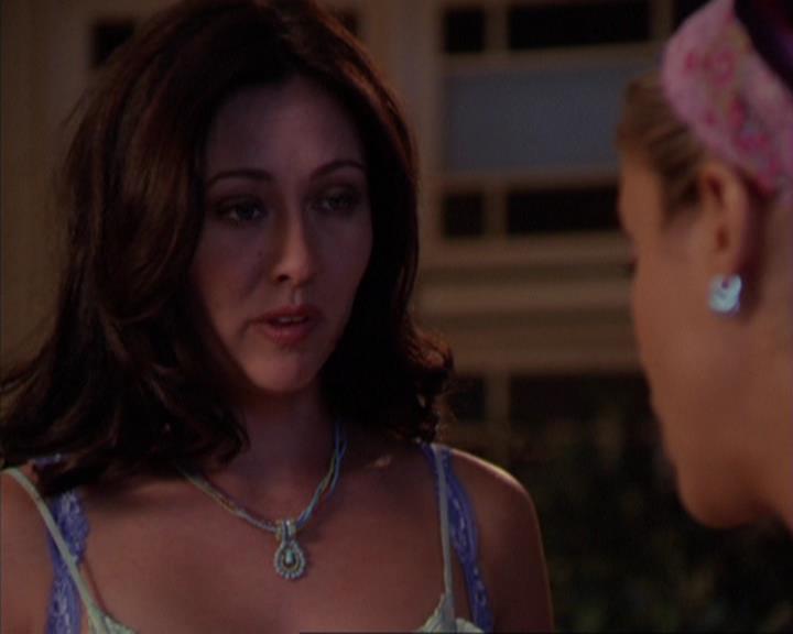 Charmed-Online_dot_net-3x03OnceUponATime1615.jpg Charmed-Online_dot_net-3x03OnceUponATime1615.jpg