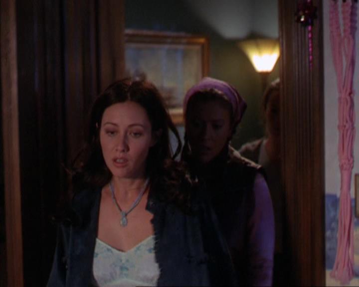 Charmed-Online_dot_net-3x03OnceUponATime1721.jpg