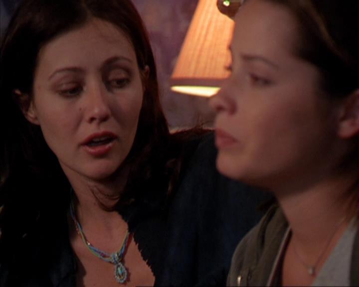 Charmed-Online_dot_net-3x03OnceUponATime1787.jpg Charmed-Online_dot_net-3x03OnceUponATime1787.jpg