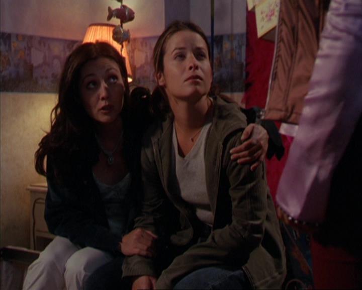 Charmed-Online_dot_net-3x03OnceUponATime1817.jpg
