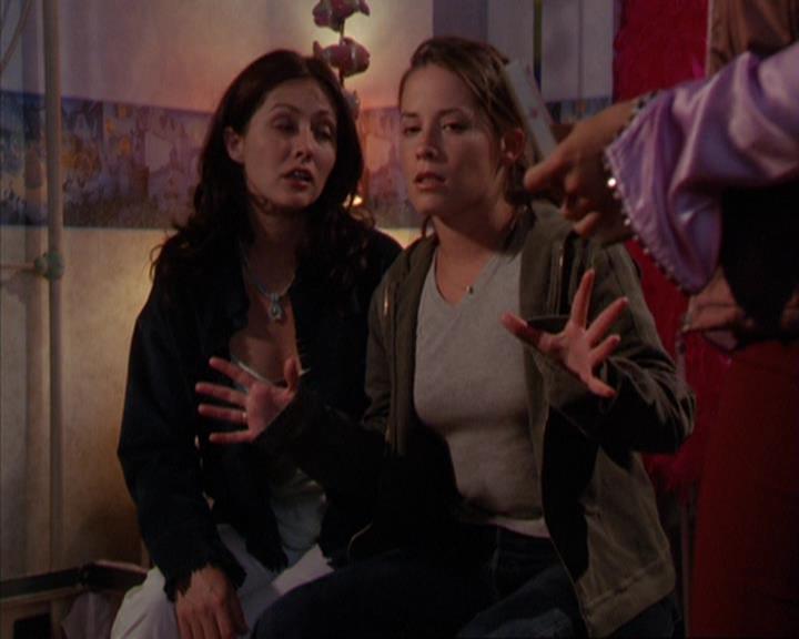 Charmed-Online_dot_net-3x03OnceUponATime1826.jpg