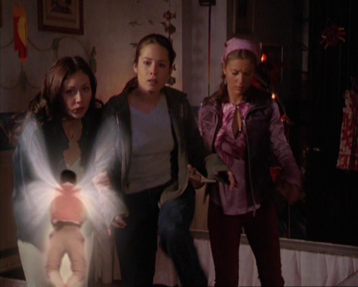Charmed-Online_dot_net-3x03OnceUponATime1838.jpg
