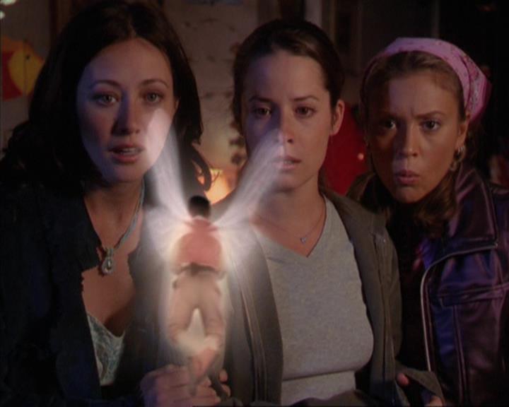 Charmed-Online_dot_net-3x03OnceUponATime1841.jpg
