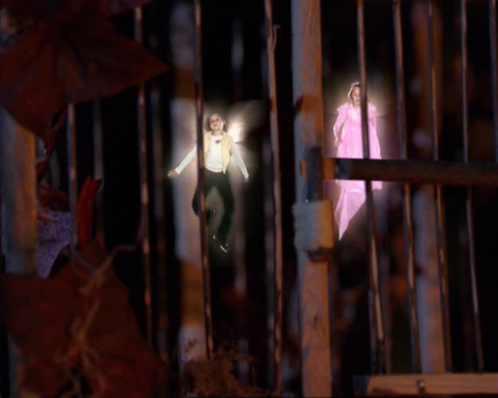 Charmed-Online_dot_net-3x03OnceUponATime1898.jpg Charmed-Online_dot_net-3x03OnceUponATime1898.jpg