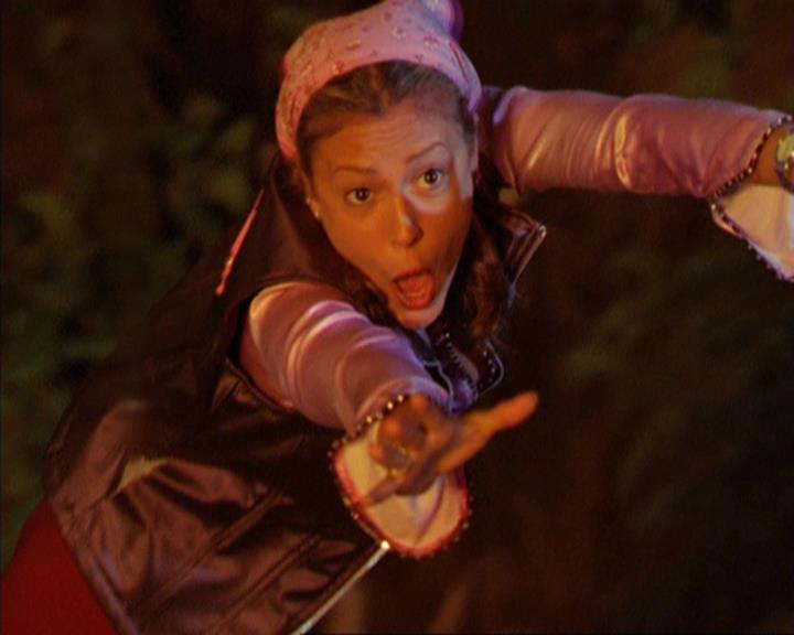 Charmed-Online_dot_net-3x03OnceUponATime1944.jpg Charmed-Online_dot_net-3x03OnceUponATime1944.jpg