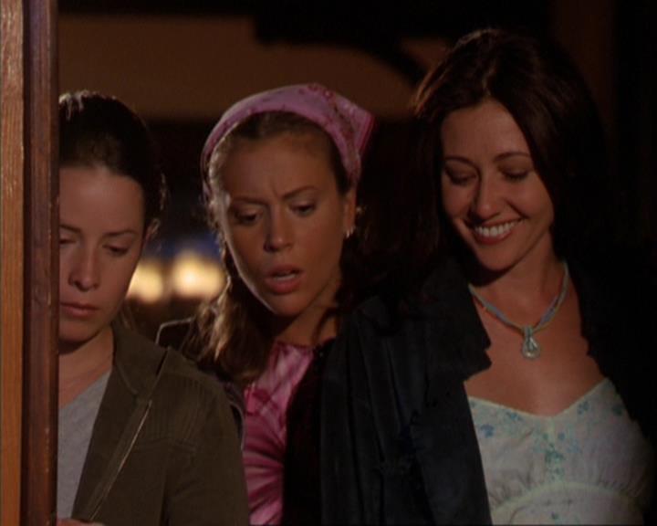 Charmed-Online_dot_net-3x03OnceUponATime2072.jpg Charmed-Online_dot_net-3x03OnceUponATime2072.jpg