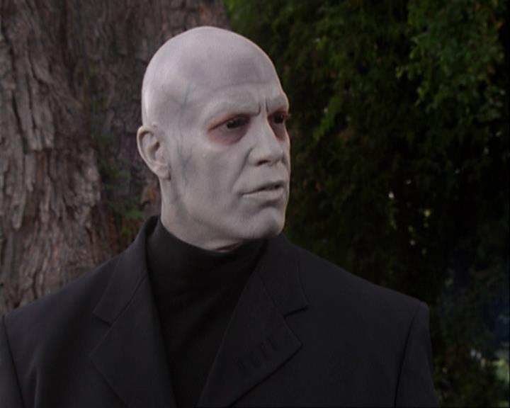 Charmed-Online_dot_net-3x04AllHalliwellsEve0160.jpg Charmed-Online_dot_net-3x04AllHalliwellsEve0160.jpg