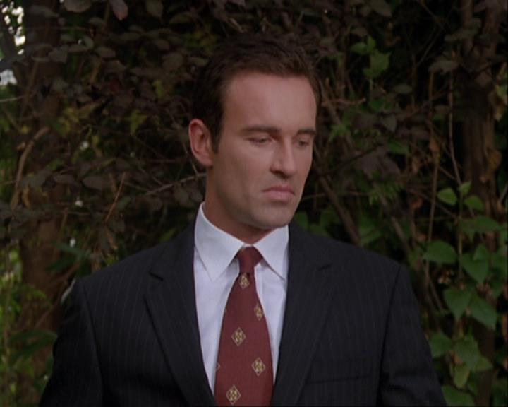 Charmed-Online_dot_net-3x04AllHalliwellsEve0188.jpg Charmed-Online_dot_net-3x04AllHalliwellsEve0188.jpg