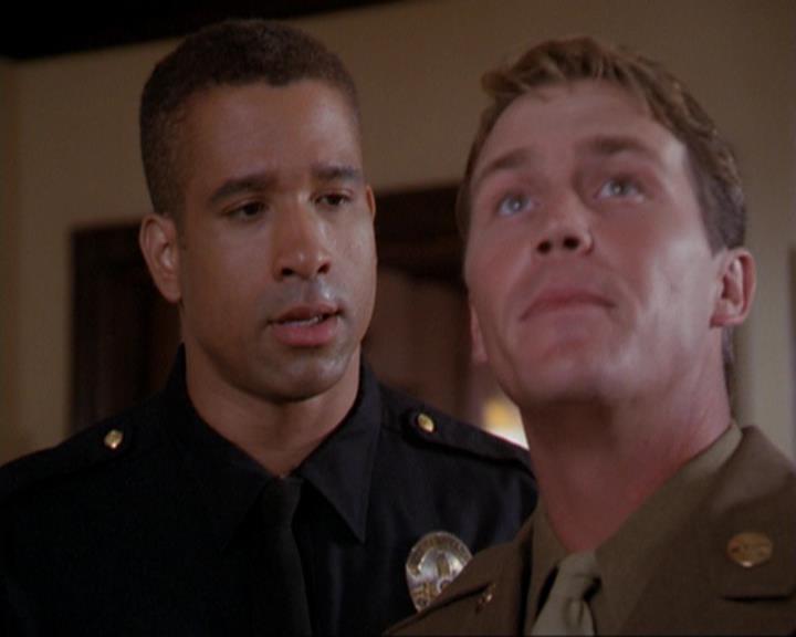 Charmed-Online_dot_net-3x04AllHalliwellsEve0571.jpg Charmed-Online_dot_net-3x04AllHalliwellsEve0571.jpg