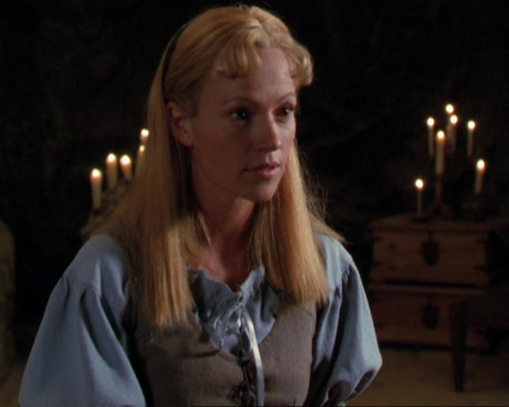 Charmed-Online_dot_net-3x04AllHalliwellsEve0661.jpg Charmed-Online_dot_net-3x04AllHalliwellsEve0661.jpg