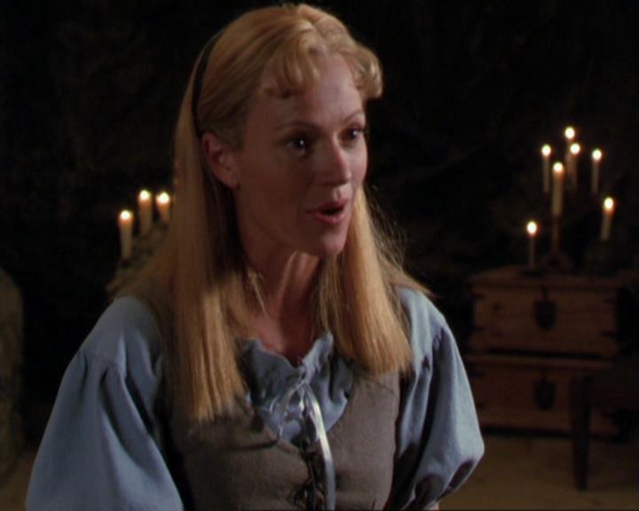 Charmed-Online_dot_net-3x04AllHalliwellsEve0662.jpg Charmed-Online_dot_net-3x04AllHalliwellsEve0662.jpg