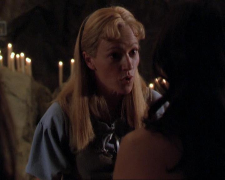 Charmed-Online_dot_net-3x04AllHalliwellsEve0697.jpg Charmed-Online_dot_net-3x04AllHalliwellsEve0697.jpg