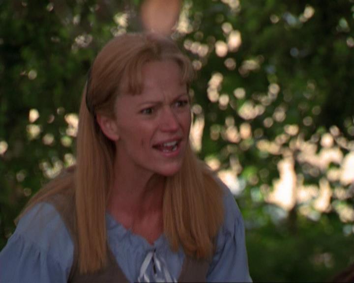 Charmed-Online_dot_net-3x04AllHalliwellsEve0881.jpg Charmed-Online_dot_net-3x04AllHalliwellsEve0881.jpg