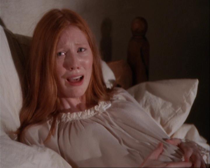 Charmed-Online_dot_net-3x04AllHalliwellsEve0921.jpg Charmed-Online_dot_net-3x04AllHalliwellsEve0921.jpg