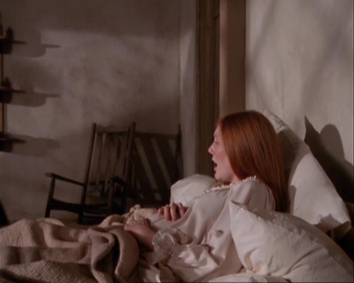 Charmed-Online_dot_net-3x04AllHalliwellsEve0925.jpg Charmed-Online_dot_net-3x04AllHalliwellsEve0925.jpg