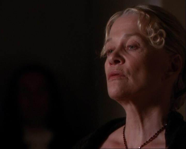 Charmed-Online_dot_net-3x04AllHalliwellsEve0934.jpg Charmed-Online_dot_net-3x04AllHalliwellsEve0934.jpg