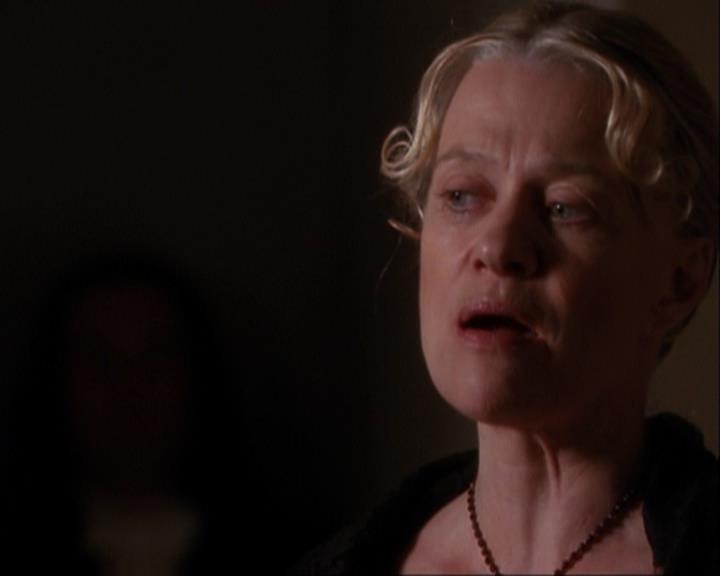 Charmed-Online_dot_net-3x04AllHalliwellsEve0940.jpg Charmed-Online_dot_net-3x04AllHalliwellsEve0940.jpg