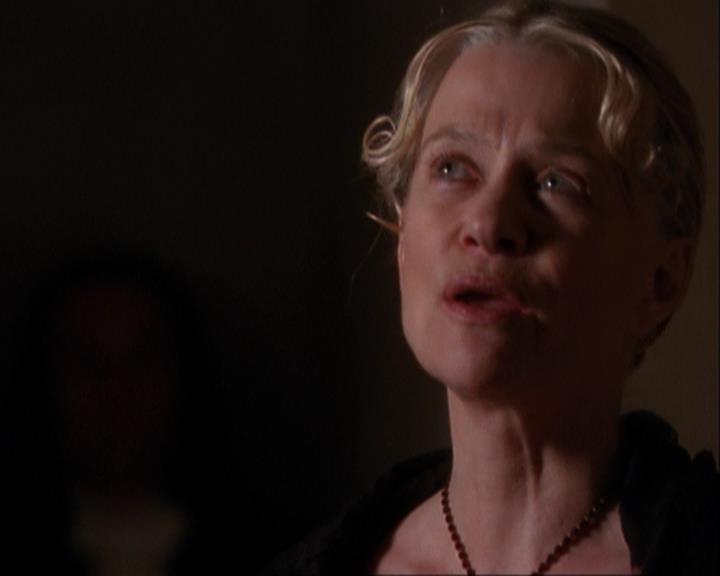 Charmed-Online_dot_net-3x04AllHalliwellsEve0945.jpg Charmed-Online_dot_net-3x04AllHalliwellsEve0945.jpg