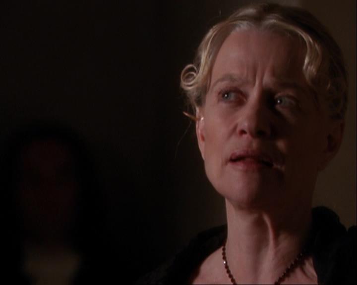 Charmed-Online_dot_net-3x04AllHalliwellsEve0947.jpg Charmed-Online_dot_net-3x04AllHalliwellsEve0947.jpg