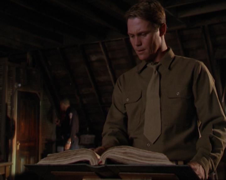 Charmed-Online_dot_net-3x04AllHalliwellsEve1057.jpg