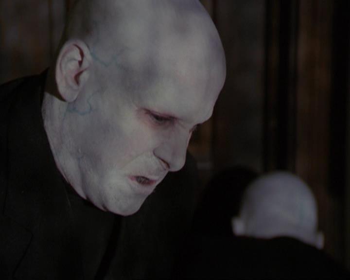 Charmed-Online_dot_net-3x04AllHalliwellsEve1080.jpg Charmed-Online_dot_net-3x04AllHalliwellsEve1080.jpg