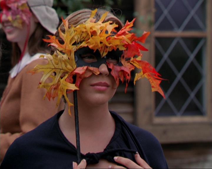 Charmed-Online_dot_net-3x04AllHalliwellsEve1432.jpg