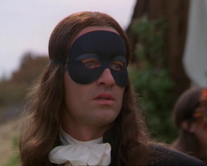 Charmed-Online_dot_net-3x04AllHalliwellsEve1495.jpg Charmed-Online_dot_net-3x04AllHalliwellsEve1495.jpg