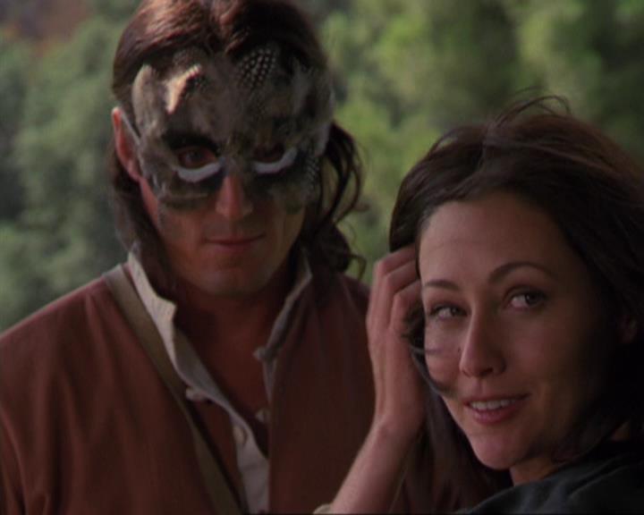 Charmed-Online_dot_net-3x04AllHalliwellsEve1581.jpg Charmed-Online_dot_net-3x04AllHalliwellsEve1581.jpg
