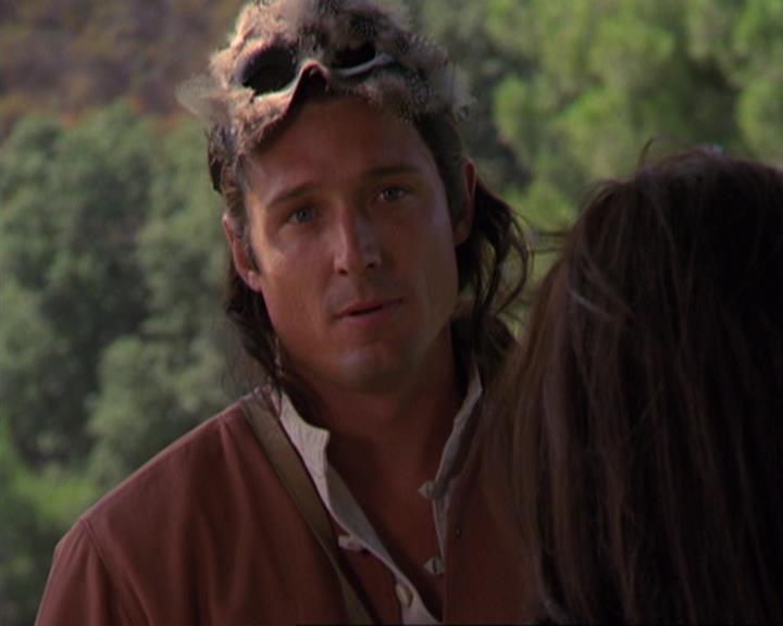 Charmed-Online_dot_net-3x04AllHalliwellsEve1610.jpg Charmed-Online_dot_net-3x04AllHalliwellsEve1610.jpg