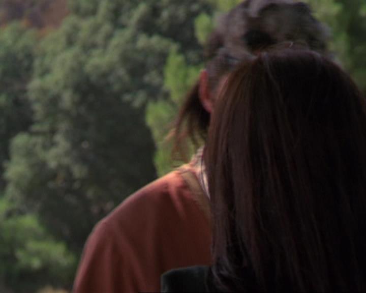 Charmed-Online_dot_net-3x04AllHalliwellsEve1628.jpg Charmed-Online_dot_net-3x04AllHalliwellsEve1628.jpg