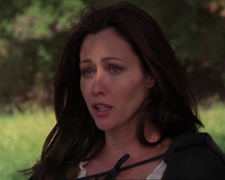 Charmed-Online_dot_net-3x04AllHalliwellsEve1633.jpg Charmed-Online_dot_net-3x04AllHalliwellsEve1633.jpg