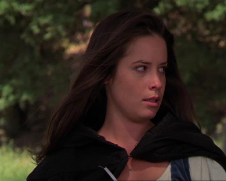 Charmed-Online_dot_net-3x04AllHalliwellsEve1635.jpg Charmed-Online_dot_net-3x04AllHalliwellsEve1635.jpg