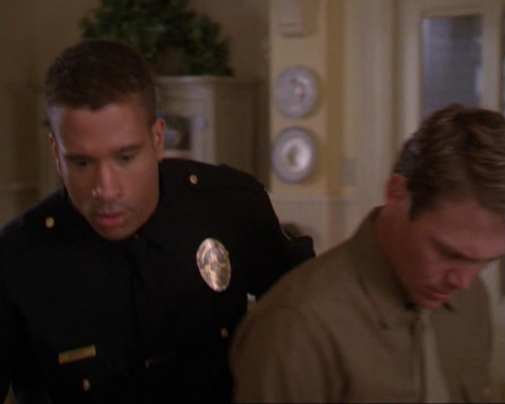 Charmed-Online_dot_net-3x04AllHalliwellsEve1669.jpg Charmed-Online_dot_net-3x04AllHalliwellsEve1669.jpg