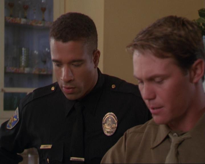 Charmed-Online_dot_net-3x04AllHalliwellsEve1680.jpg Charmed-Online_dot_net-3x04AllHalliwellsEve1680.jpg