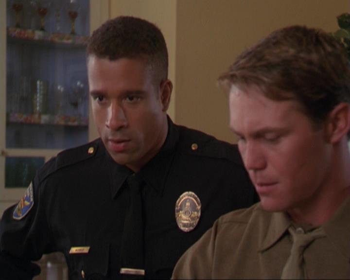 Charmed-Online_dot_net-3x04AllHalliwellsEve1681.jpg Charmed-Online_dot_net-3x04AllHalliwellsEve1681.jpg