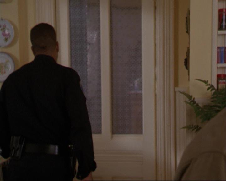 Charmed-Online_dot_net-3x04AllHalliwellsEve1702.jpg Charmed-Online_dot_net-3x04AllHalliwellsEve1702.jpg