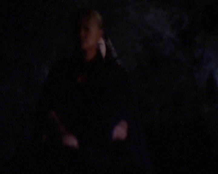 Charmed-Online_dot_net-3x04AllHalliwellsEve1968.jpg Charmed-Online_dot_net-3x04AllHalliwellsEve1968.jpg