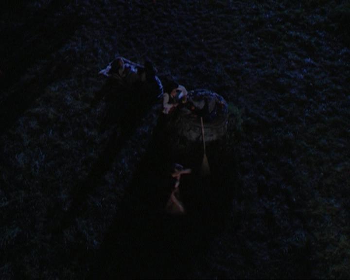 Charmed-Online_dot_net-3x04AllHalliwellsEve1971.jpg Charmed-Online_dot_net-3x04AllHalliwellsEve1971.jpg