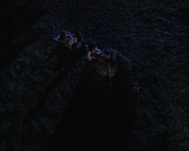 Charmed-Online_dot_net-3x04AllHalliwellsEve1972.jpg Charmed-Online_dot_net-3x04AllHalliwellsEve1972.jpg