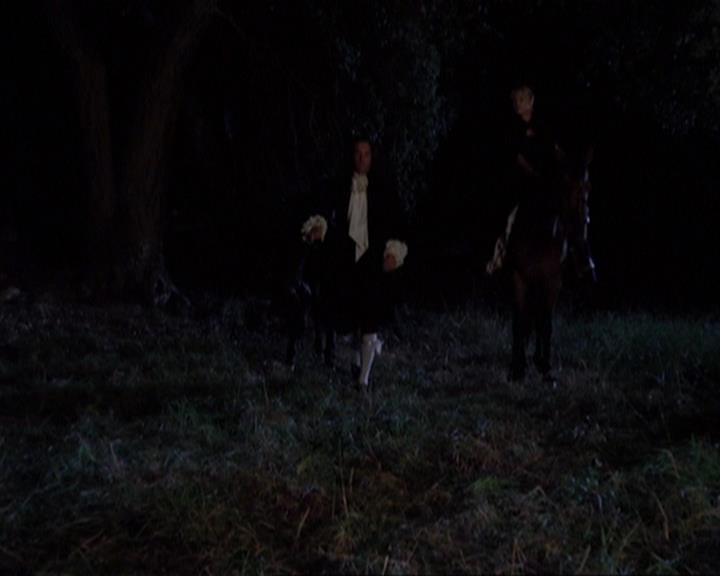 Charmed-Online_dot_net-3x04AllHalliwellsEve2108.jpg Charmed-Online_dot_net-3x04AllHalliwellsEve2108.jpg