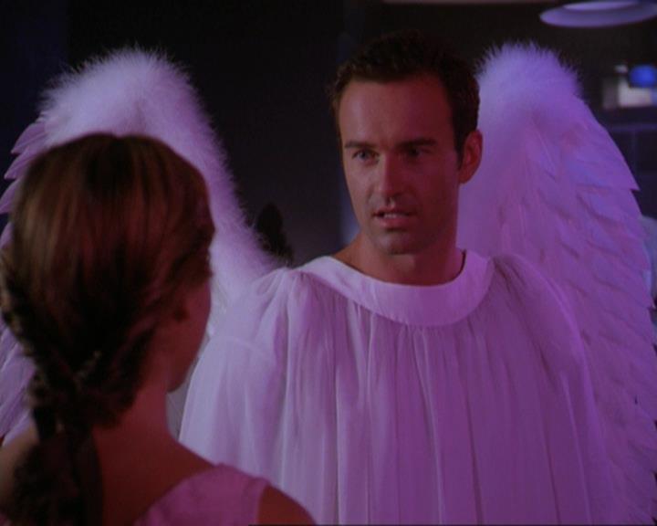 Charmed-Online_dot_net-3x04AllHalliwellsEve2431.jpg