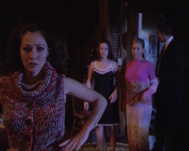 Charmed-Online-dot-net_305SightUnseen0364.jpg Charmed-Online-dot-net_305SightUnseen0364.jpg