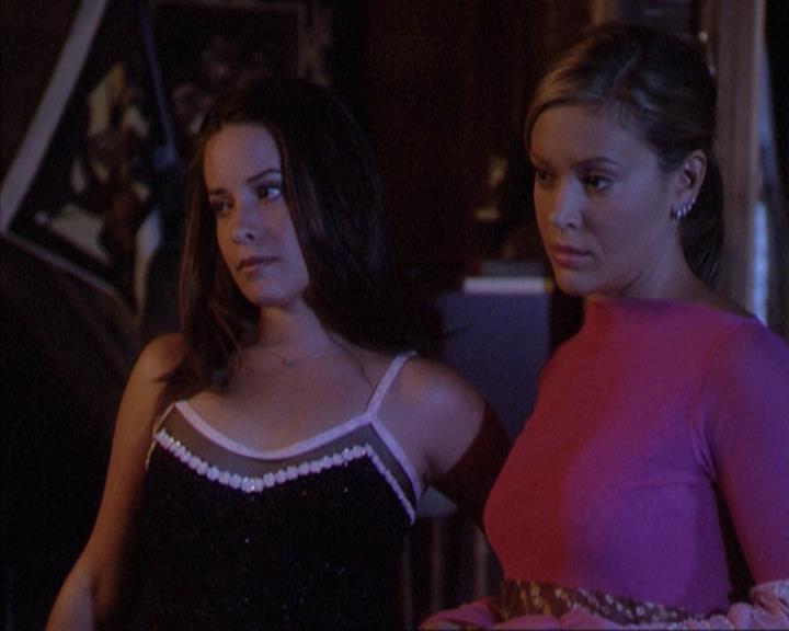 Charmed-Online-dot-net_305SightUnseen0437.jpg Charmed-Online-dot-net_305SightUnseen0437.jpg