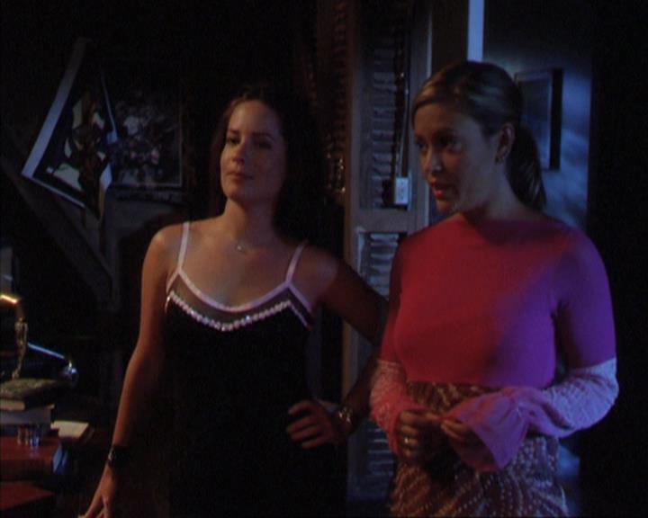 Charmed-Online-dot-net_305SightUnseen0450.jpg Charmed-Online-dot-net_305SightUnseen0450.jpg