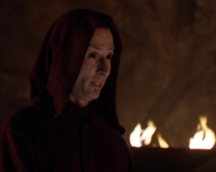 Charmed-Online-dot-net_305SightUnseen0514.jpg Charmed-Online-dot-net_305SightUnseen0514.jpg